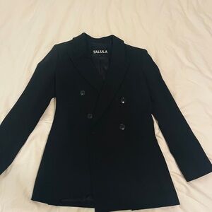 Aritzia Black Double-Breasted Blazer